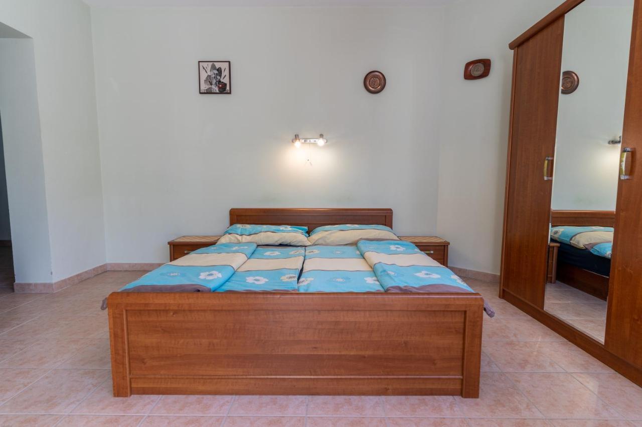 Hajdúszoboszló Izabella Panzio B&B 외부 사진