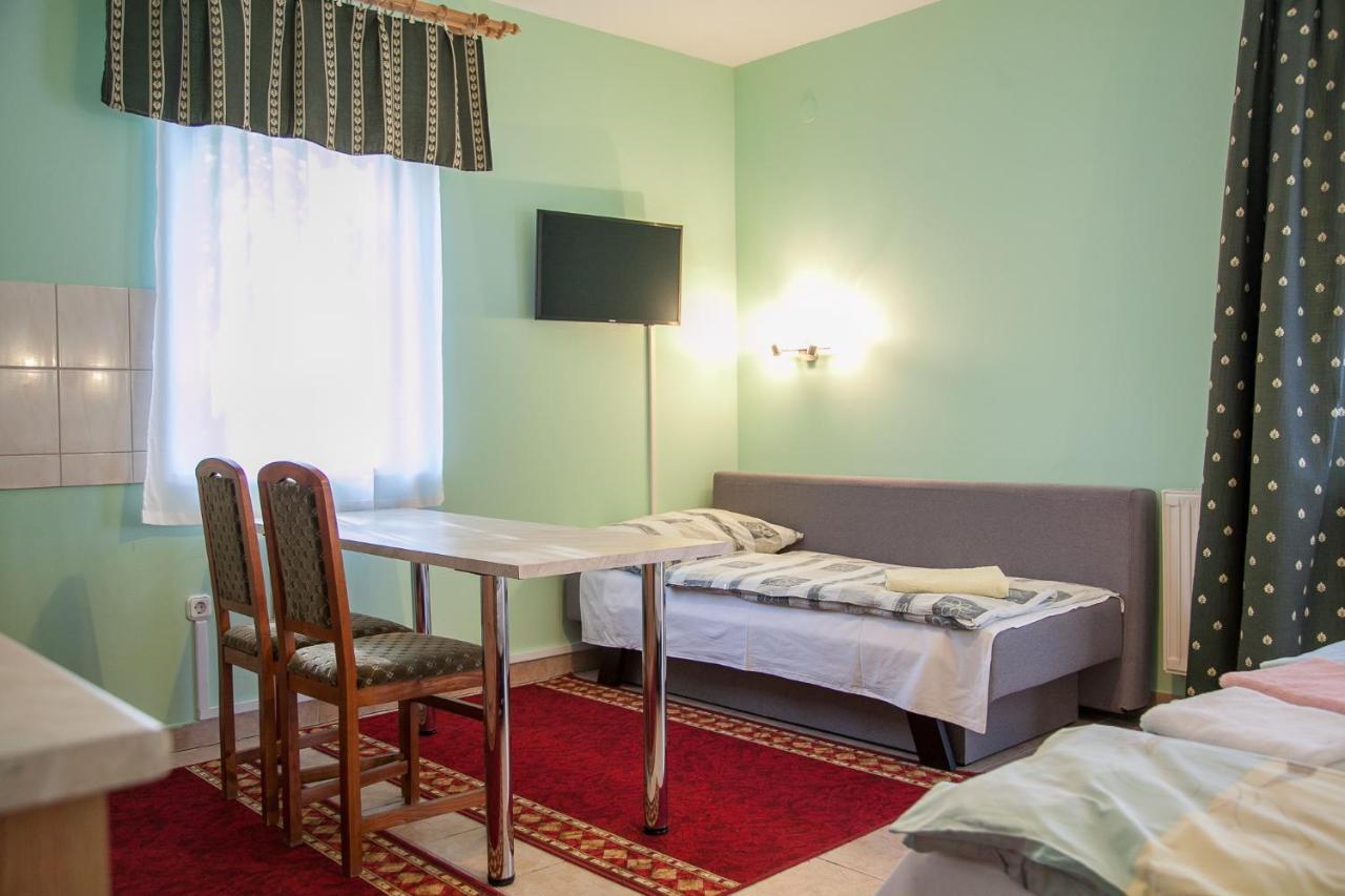 Hajdúszoboszló Izabella Panzio B&B 외부 사진