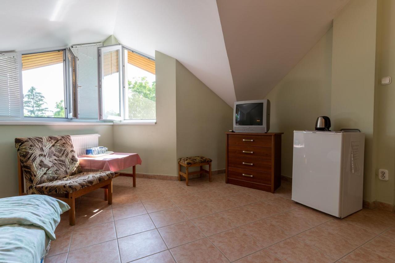 Hajdúszoboszló Izabella Panzio B&B 외부 사진