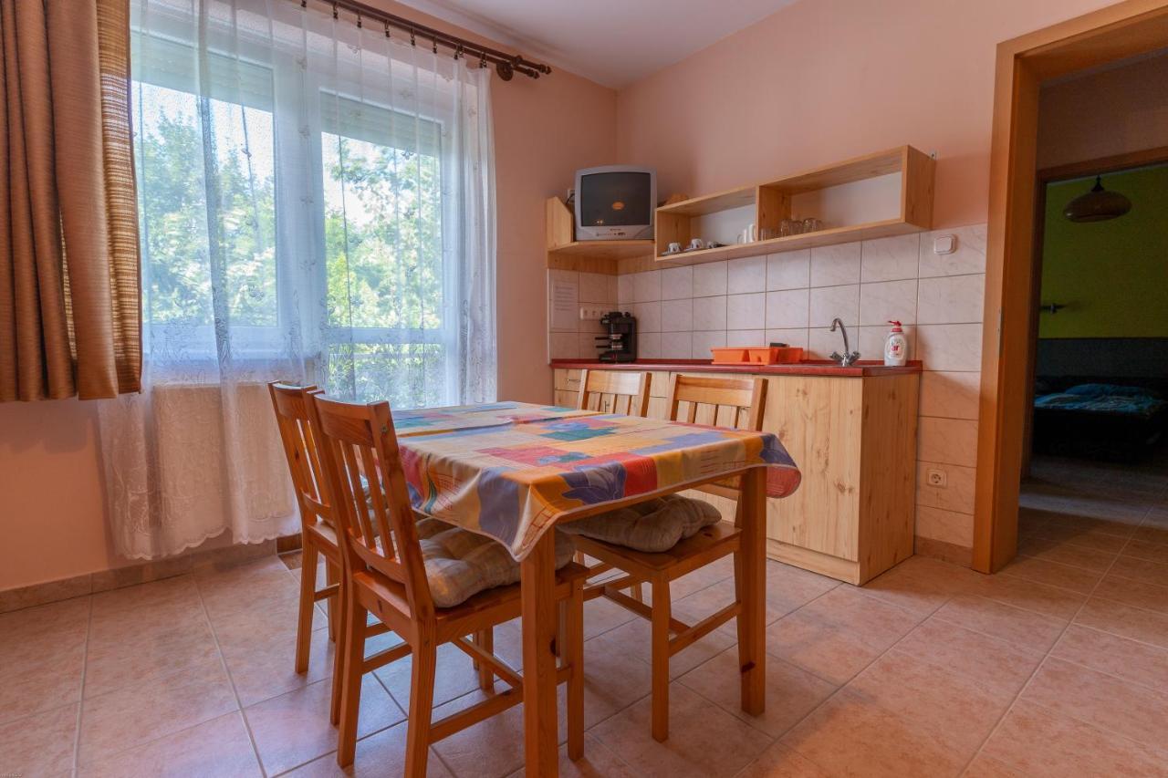 Hajdúszoboszló Izabella Panzio B&B 외부 사진