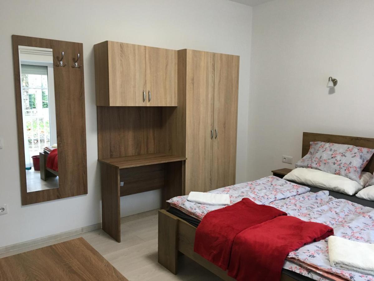 Hajdúszoboszló Izabella Panzio B&B 외부 사진