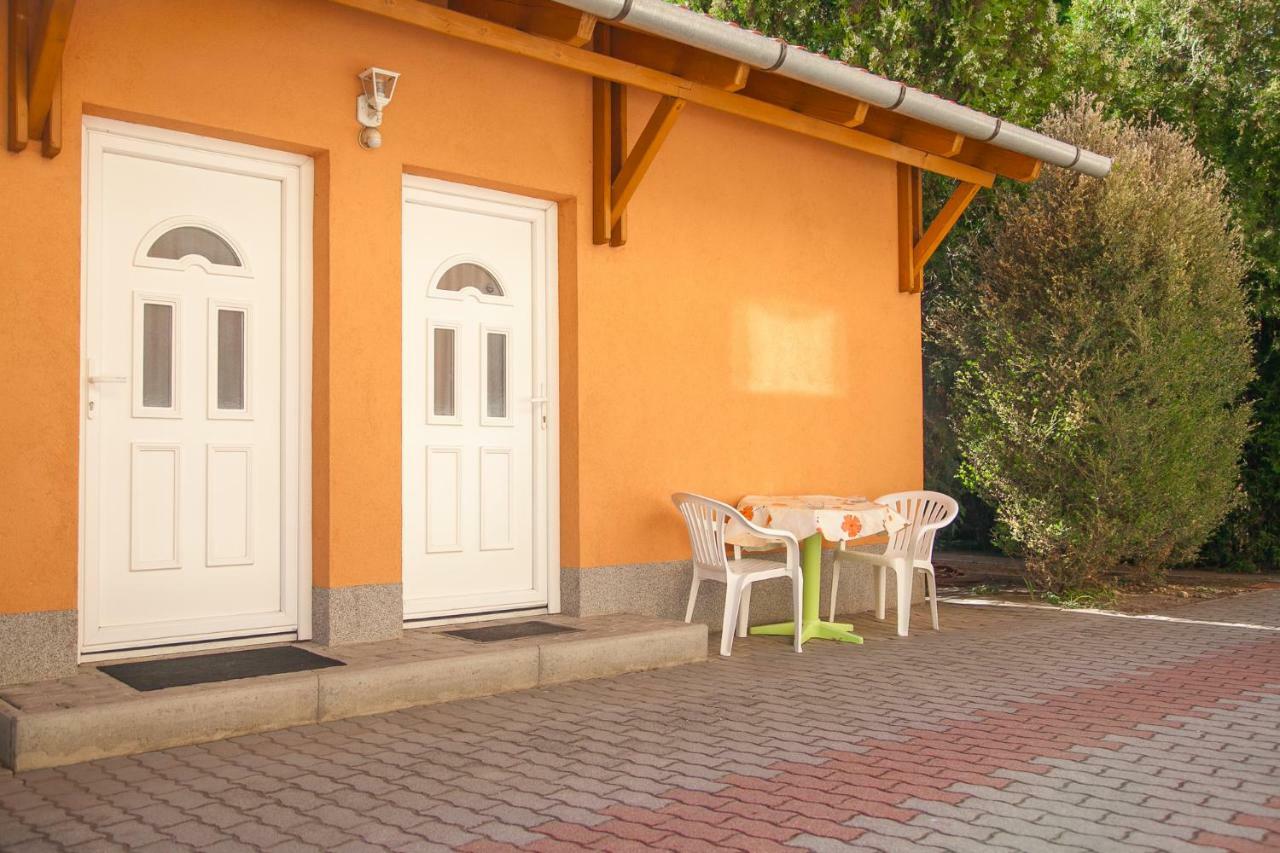 Hajdúszoboszló Izabella Panzio B&B 외부 사진